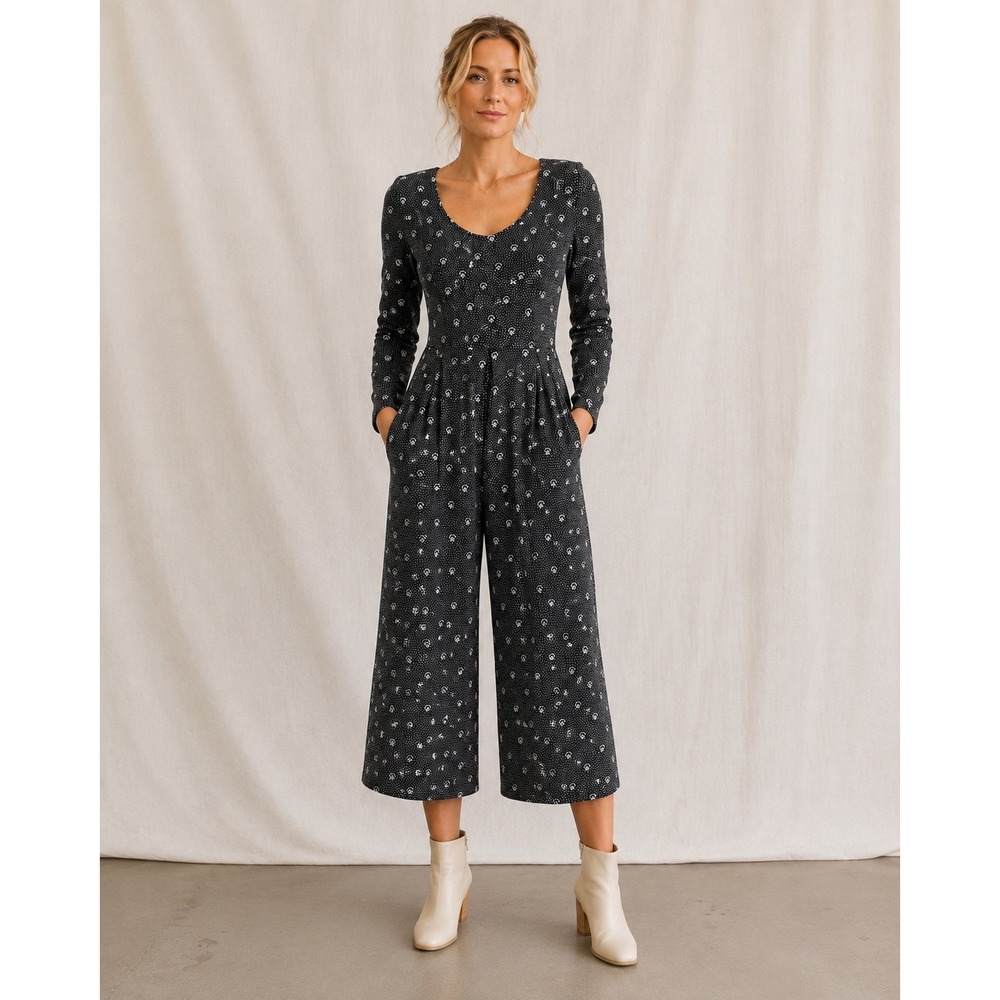 Moda International Polka Dot Floral
Black Jumpsuit size 8 Vintage 90s Wide Leg